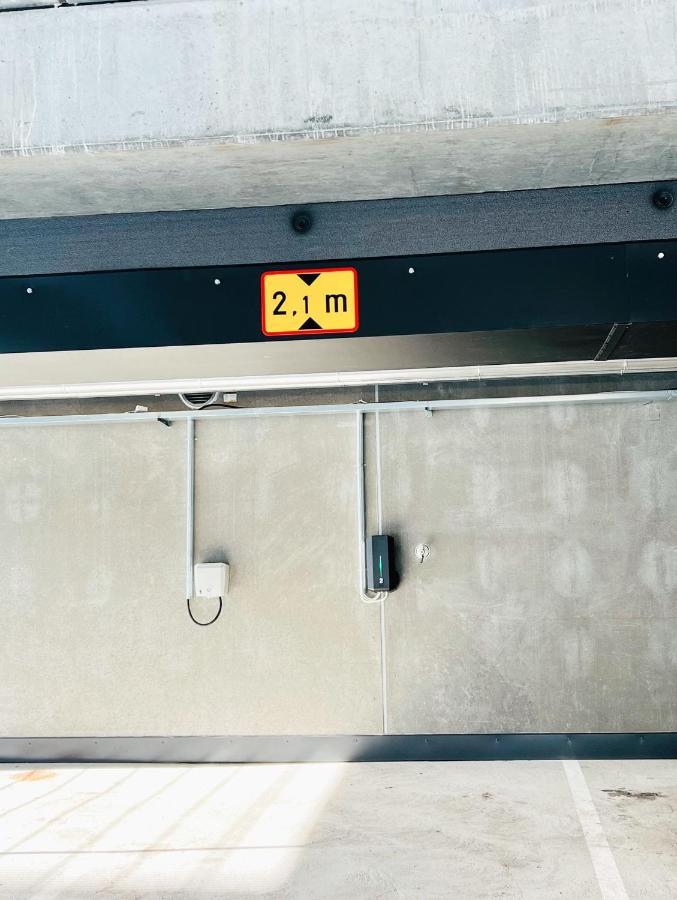 Apartment Near The Train Station, Free Parking &Netflix クオピオ エクステリア 写真